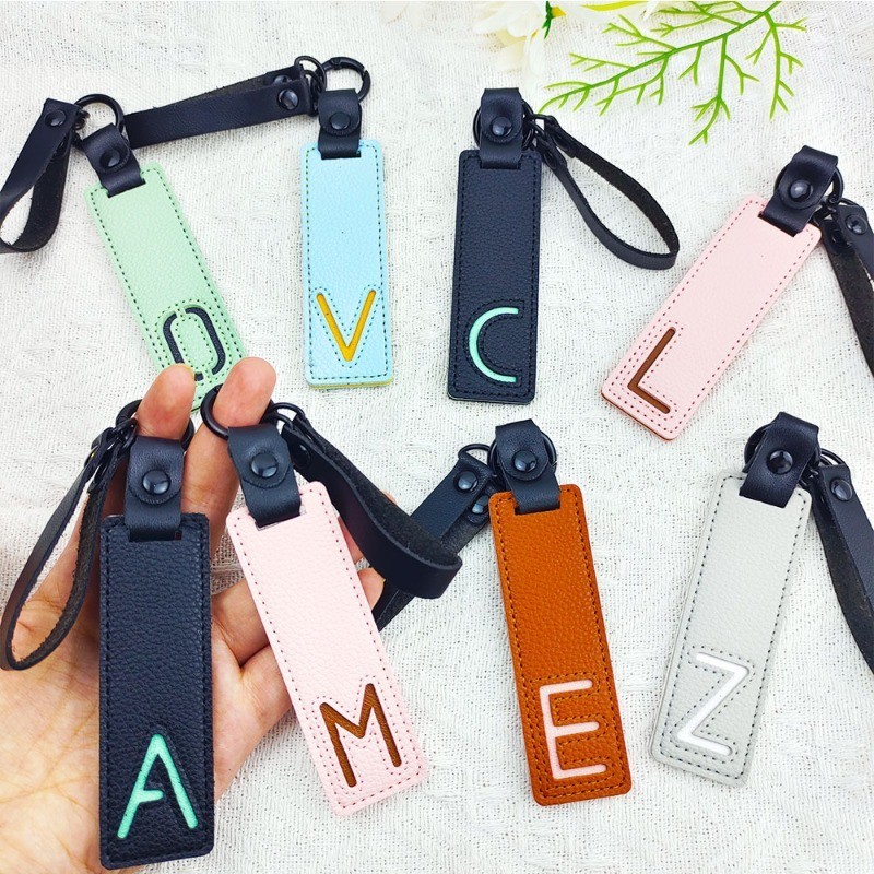Monogram Keychain Leather - Классический брелок для ключей из искусственной