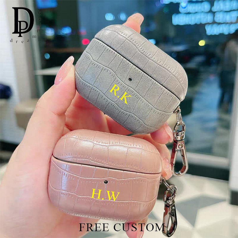 Monogram Keychain Leather - Чехол для наушников из крокодиловой кожи
